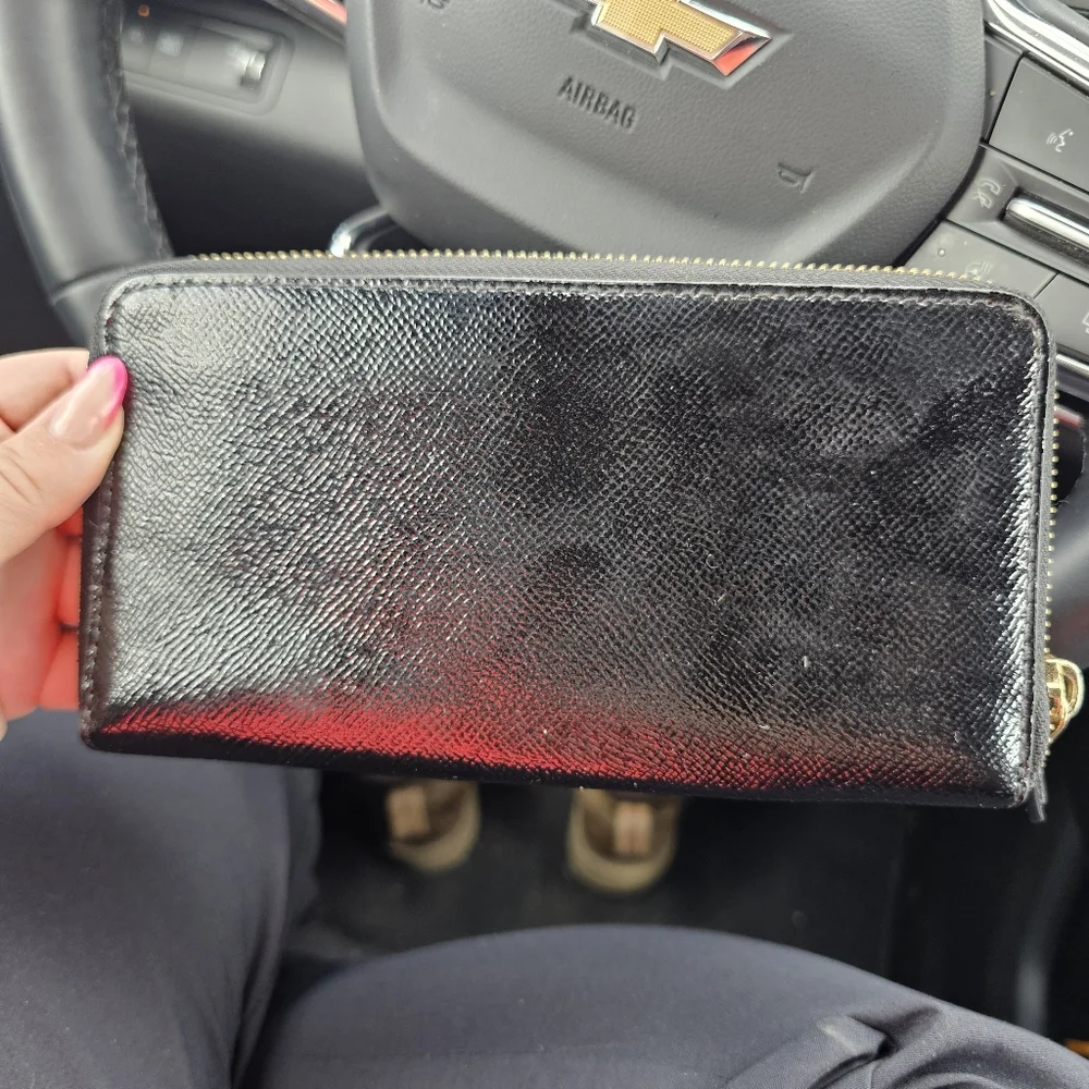 Coach Crossgrain Glossy Black Accordion Leather Wallet Zip Around Long